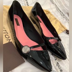 Louis Vuitton Pointy Ballerina Shoes